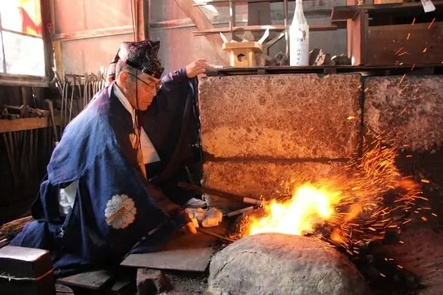 法華三郎日本刀鍛練所