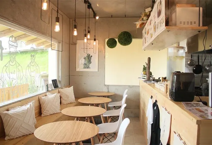 TRIPCAFEOKINAWA（本店）
